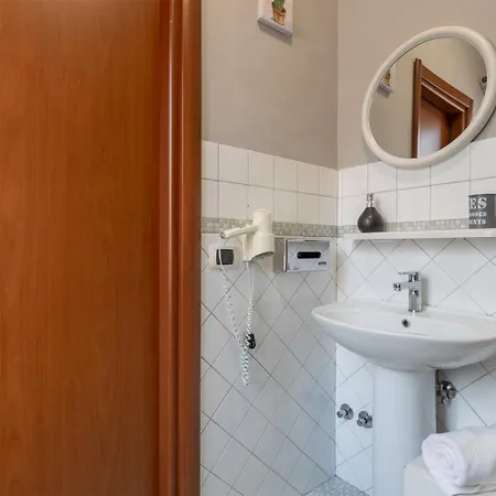 Guest house Maxi Paradiso - - Italywego 3*
