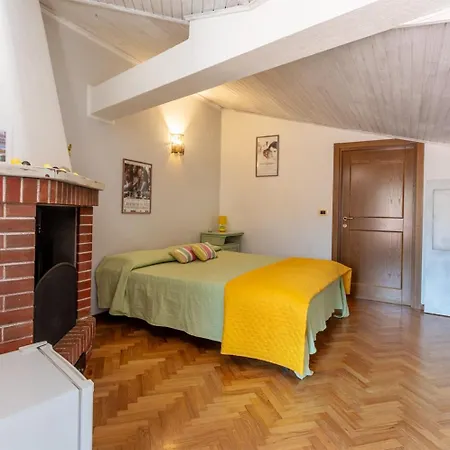 Maxi Paradiso - - Italywego Guest house 3*
